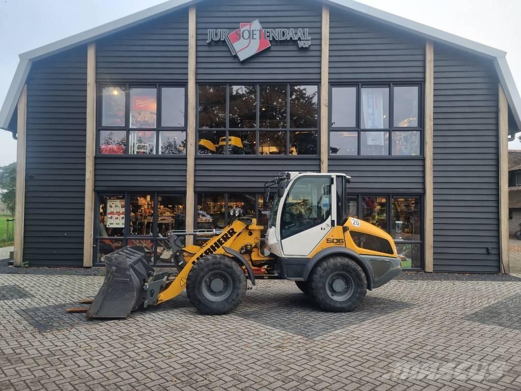 Liebherr l506c Kolesni nakladalci