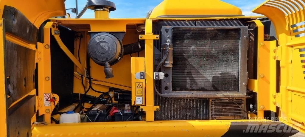 JCB JS 220 LC Bagri goseničarji