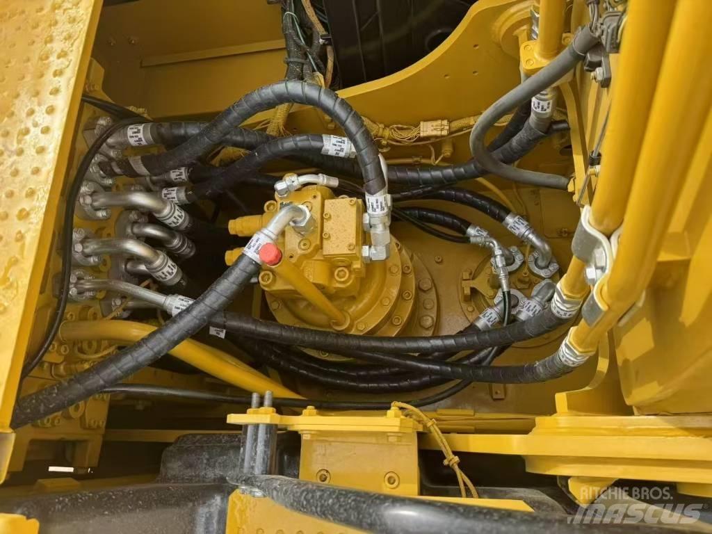 CAT 323GC Bagri goseničarji