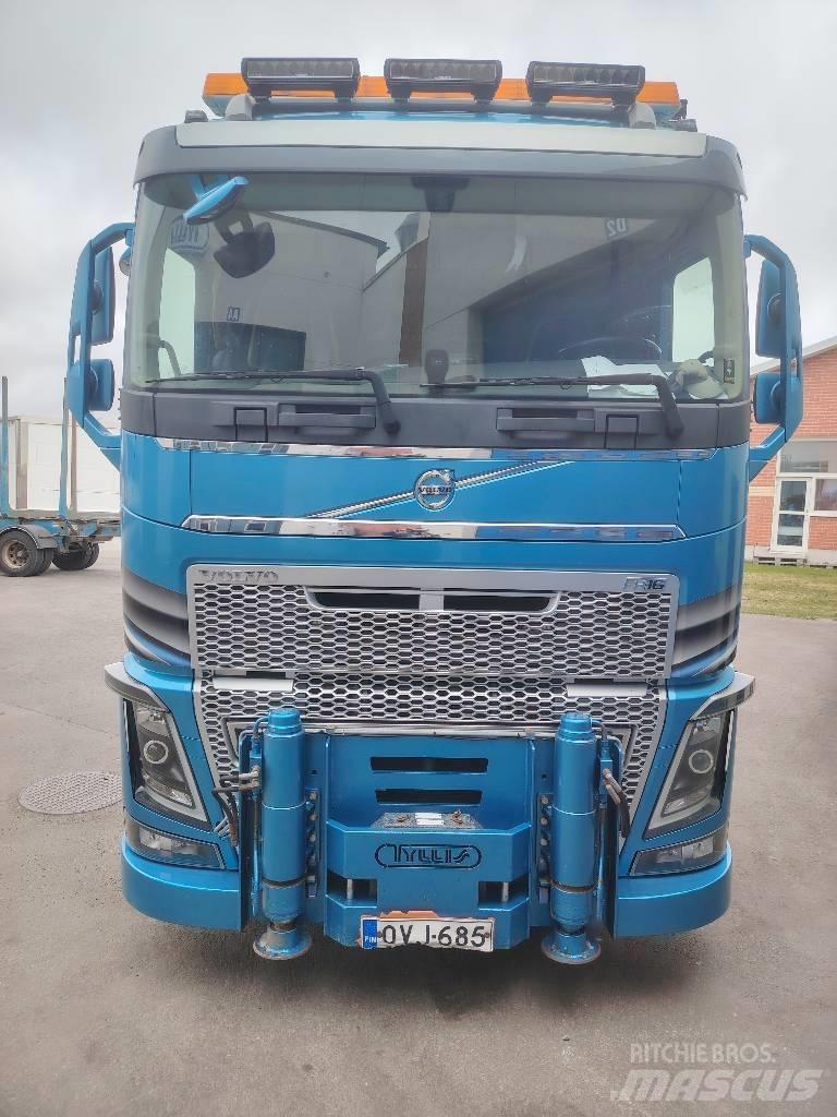 Volvo FH 16 660 Tovornjaki z žerjavom