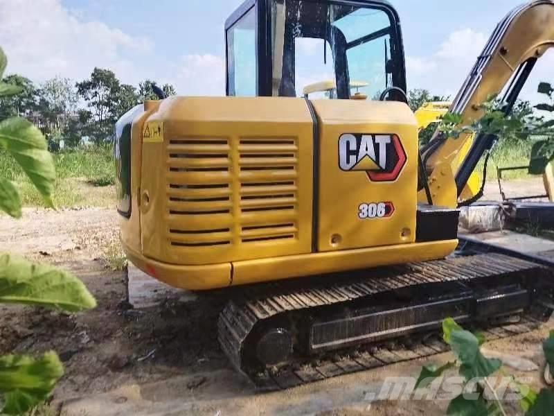 CAT 306 Mini bagri <7t