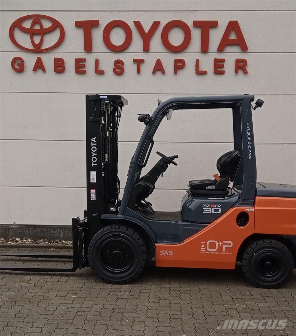 Toyota 52-8FDF30 Dizelski viličarji
