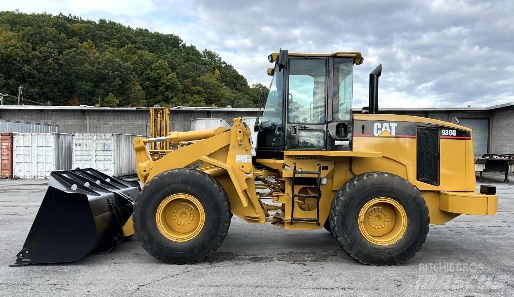 CAT 938 G Kolesni nakladalci
