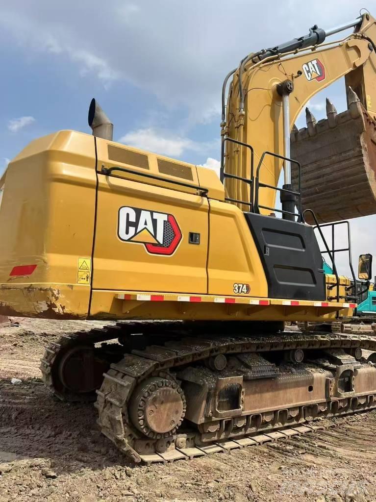 CAT 374 Bagri goseničarji