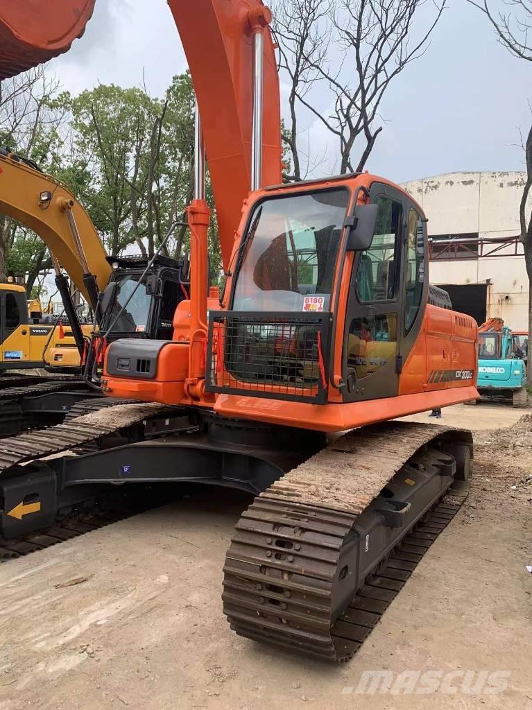 Doosan dx300 Bagri goseničarji