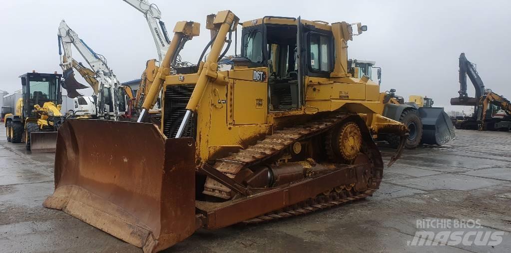 CAT D 6 T XL Buldožerji goseničarji