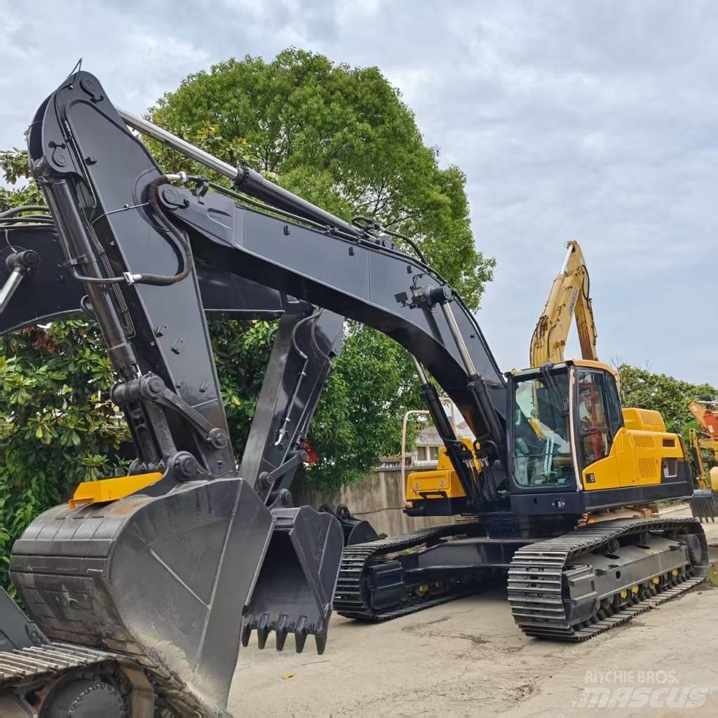 Volvo EC 380 Bagri goseničarji