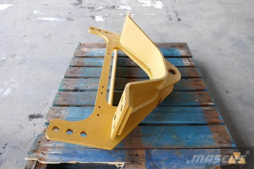 CAT 140M3 Drawbar Transport - drugo