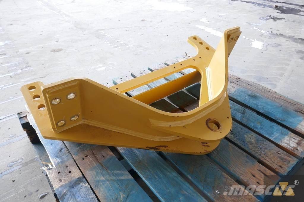 CAT 140M3 Drawbar Transport - drugo