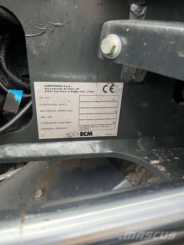 ECM 35 ZT Mini bagri <7t