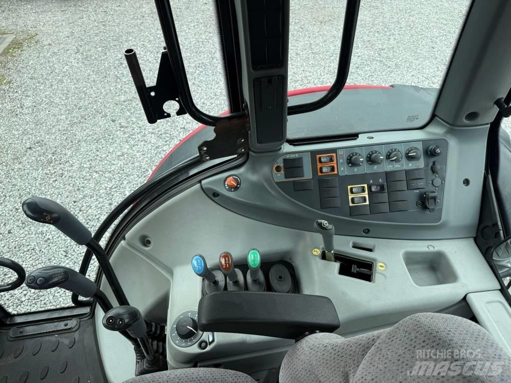 Valtra T 161 Traktorji