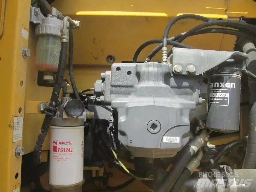Komatsu PC 210-7 Bagri goseničarji