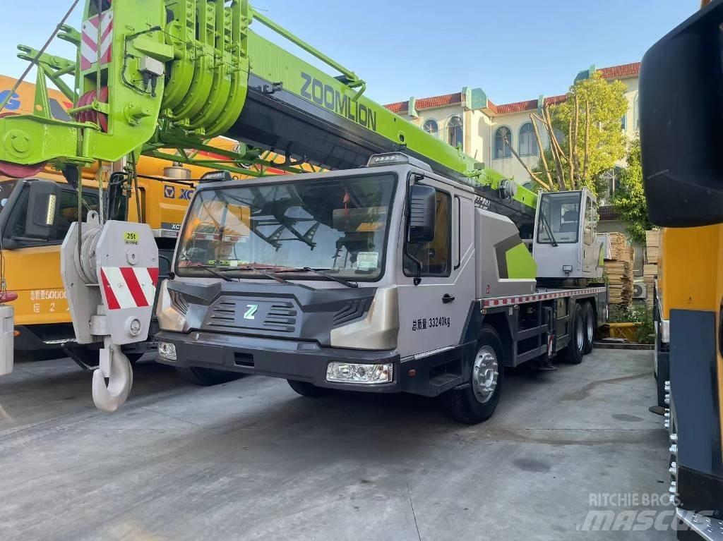 Zoomlion ZTC 251 V Rabljeni žerjavi za vsak teren