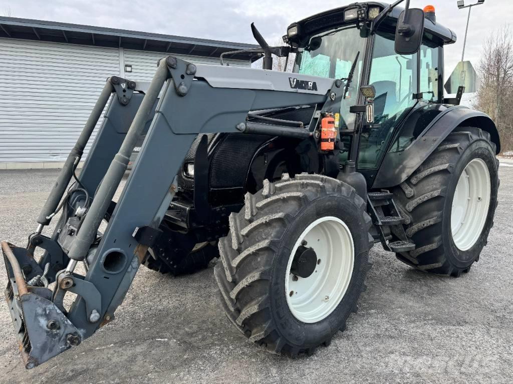 Valtra C 130 Traktorji