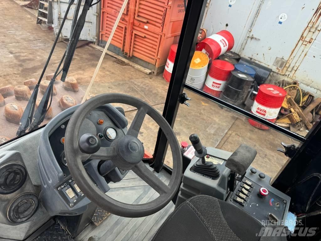CAT CP 533 E Enojni valjarji