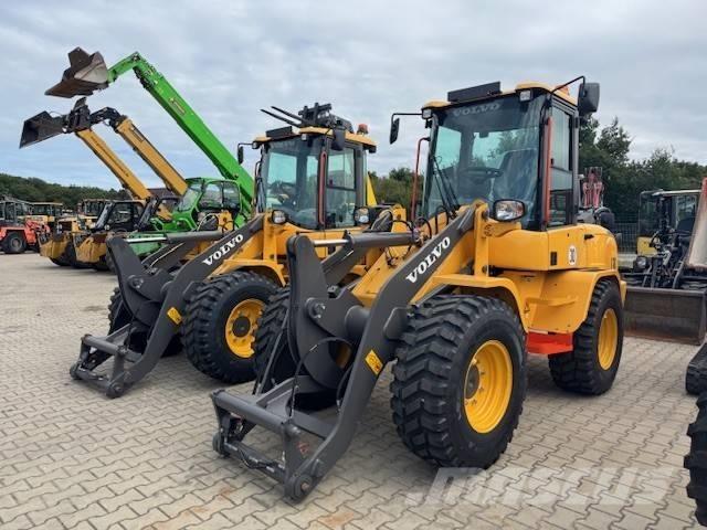 Volvo L 30 HS Klima Kolesni nakladalci