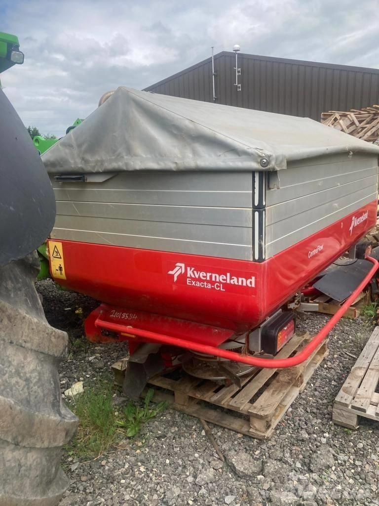 Kverneland CL1300 Trosilniki mineralnega gnojila