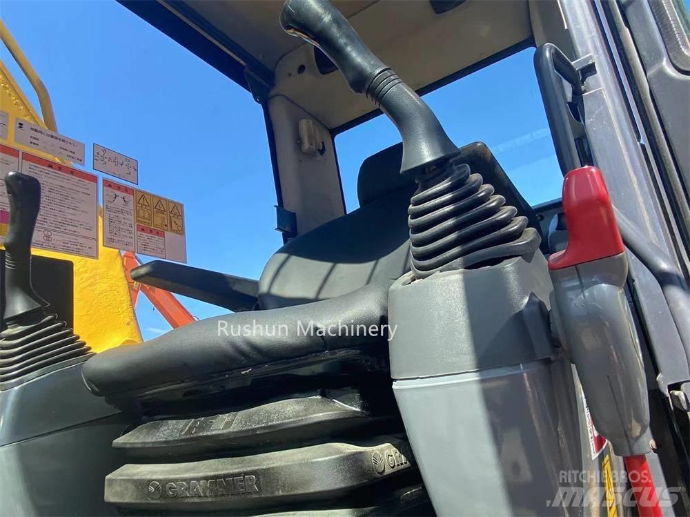 Komatsu PC 200 Bagri goseničarji