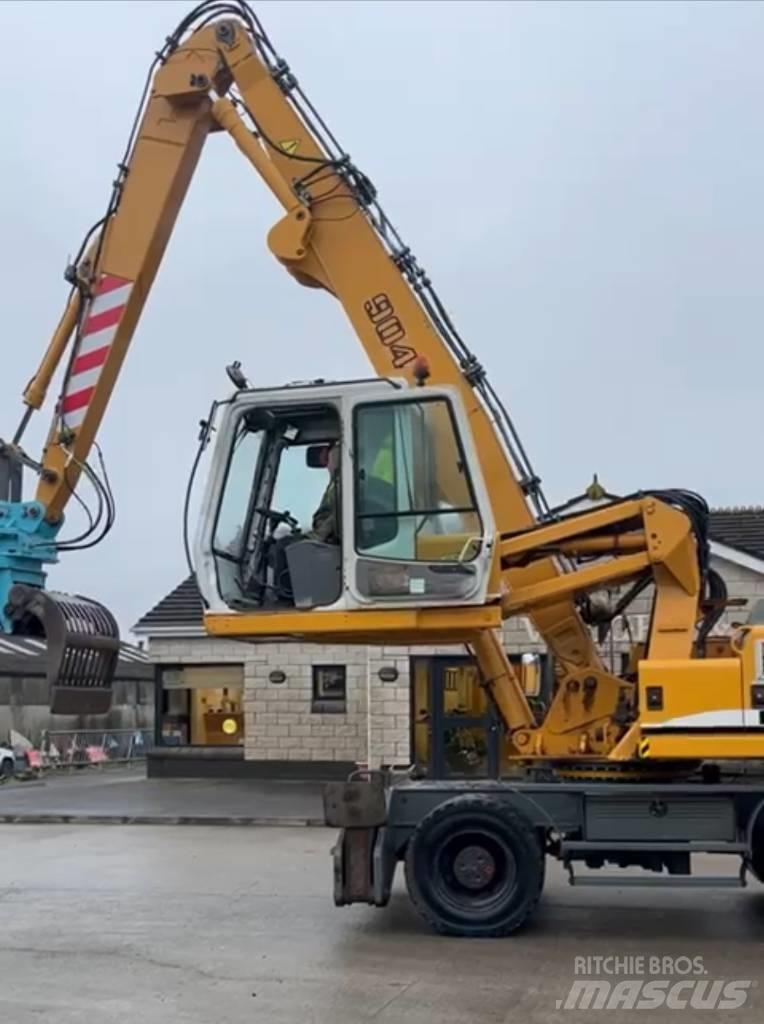 Liebherr A 904 C Bagri za prekladanje primarnih/sekundarnih surovin