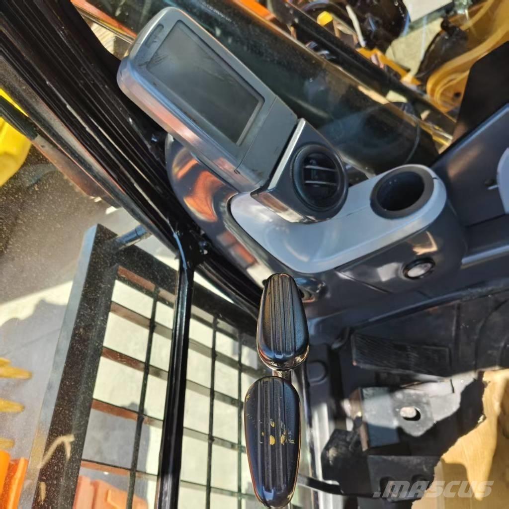 CAT 320 D Bagri goseničarji