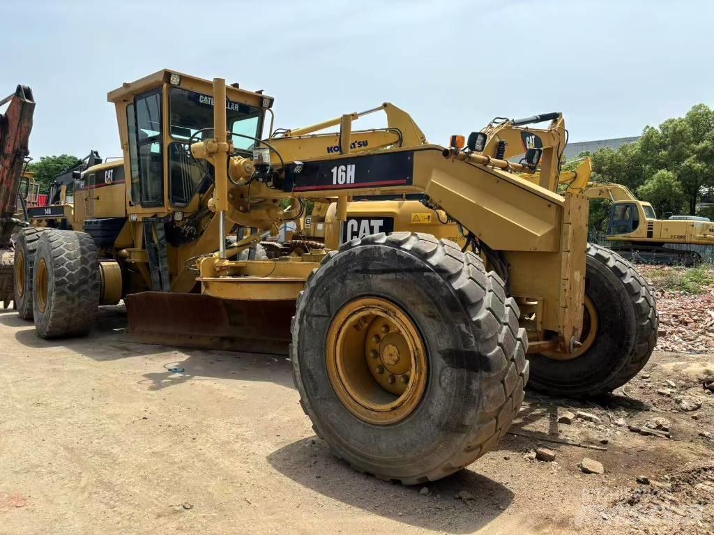 CAT 16 H Grederji