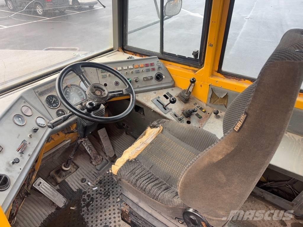 Volvo A 25 C 6x6 Zglobni demperji