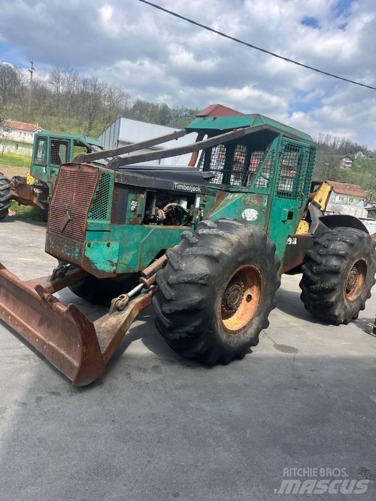 Timberjack 240 B Vlačilci