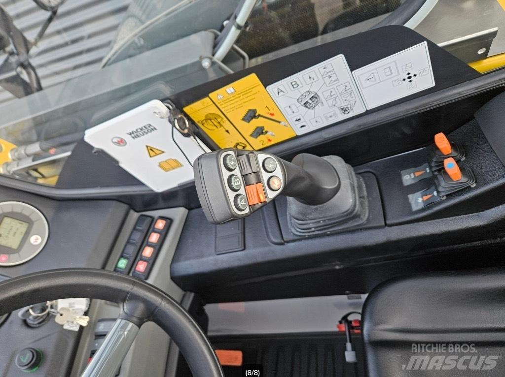 Wacker Neuson TH 412 Teleskopski viličarji