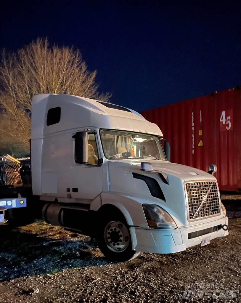Volvo VNL 42 670 Vlačilci