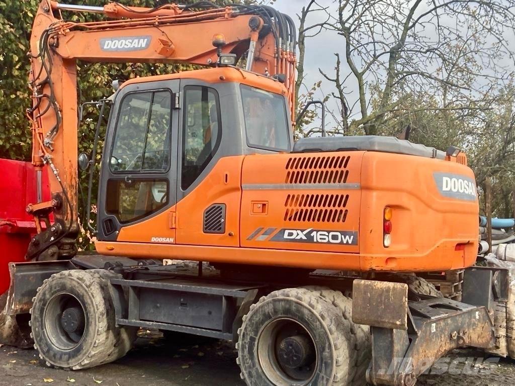 Doosan DX 160 W-3 Bagri na kolesih