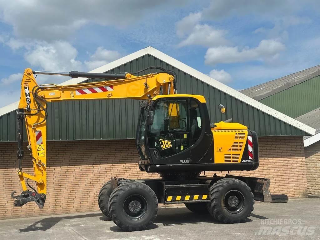 JCB JS145W Bagri na kolesih