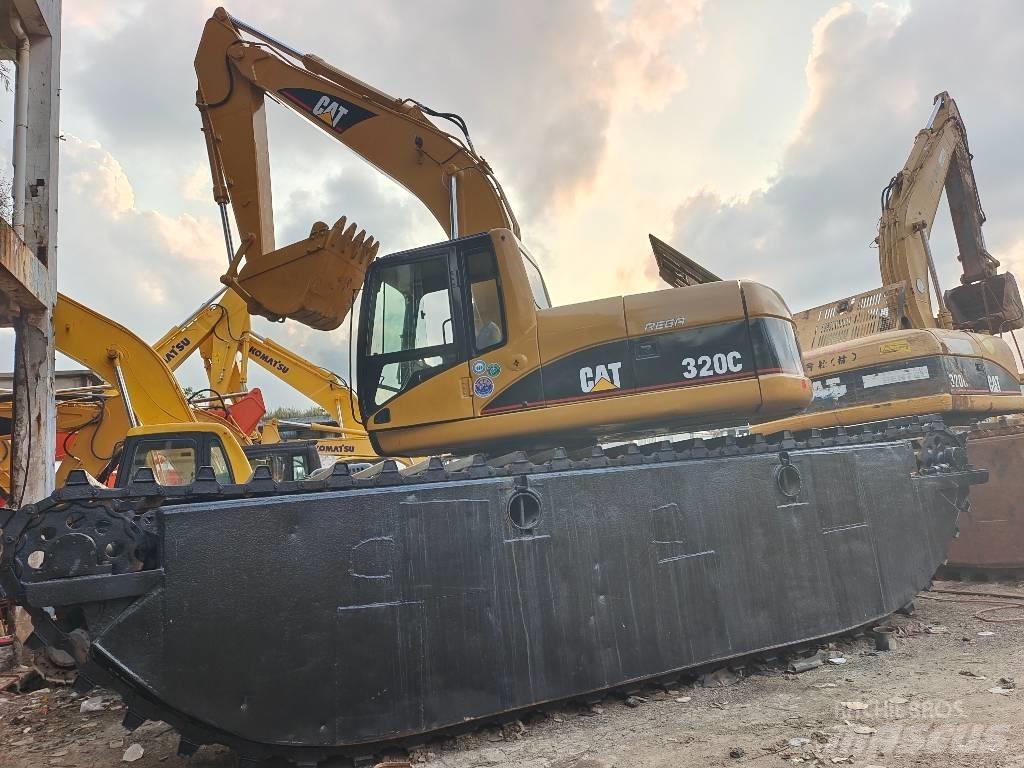 CAT 320 C Amfibijski bagri