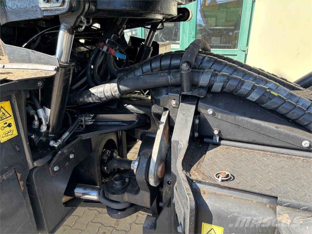 John Deere 1170 E Harvesterji