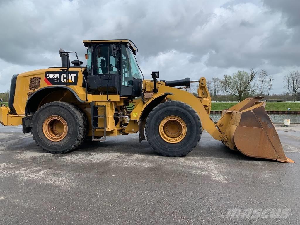 CAT 966 M XE Kolesni nakladalci