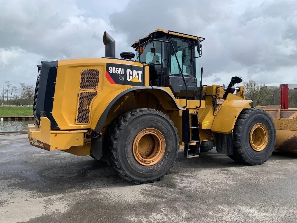 CAT 966 M XE Kolesni nakladalci