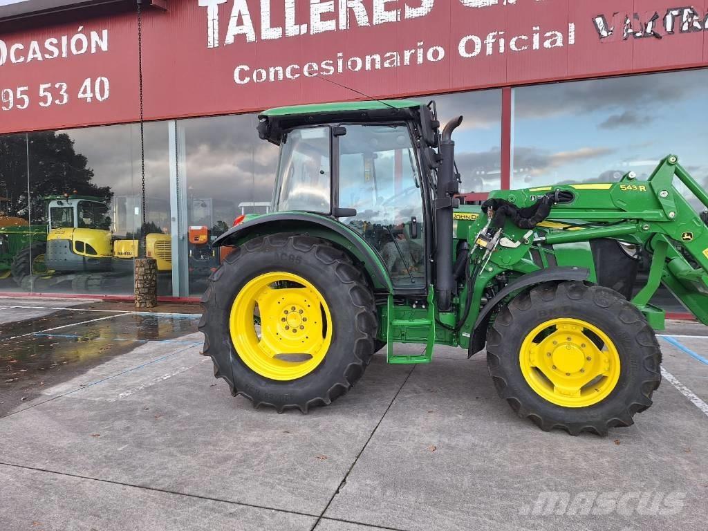 John Deere 5100M Traktorji