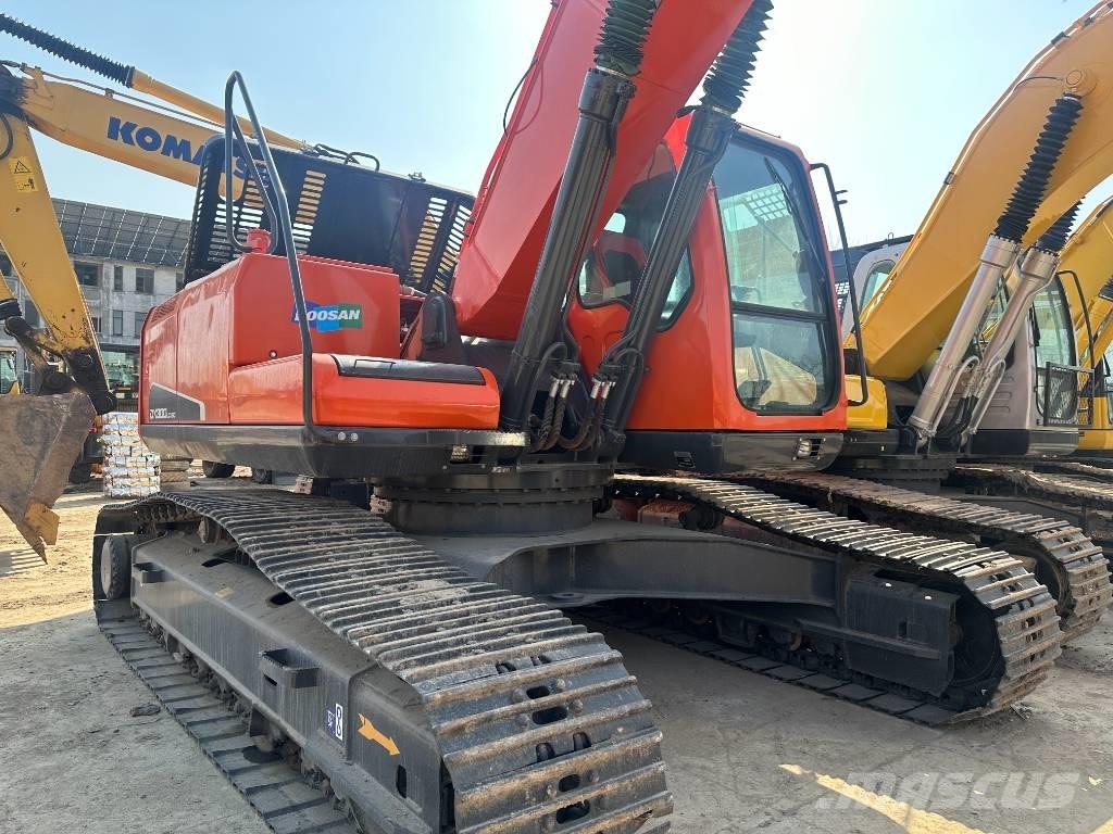 Doosan 300-7 Bagri goseničarji