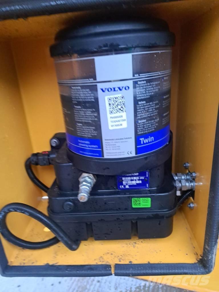 Volvo A 25 G Zglobni demperji