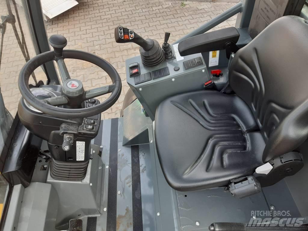 Wacker Neuson WL 54 Kolesni nakladalci