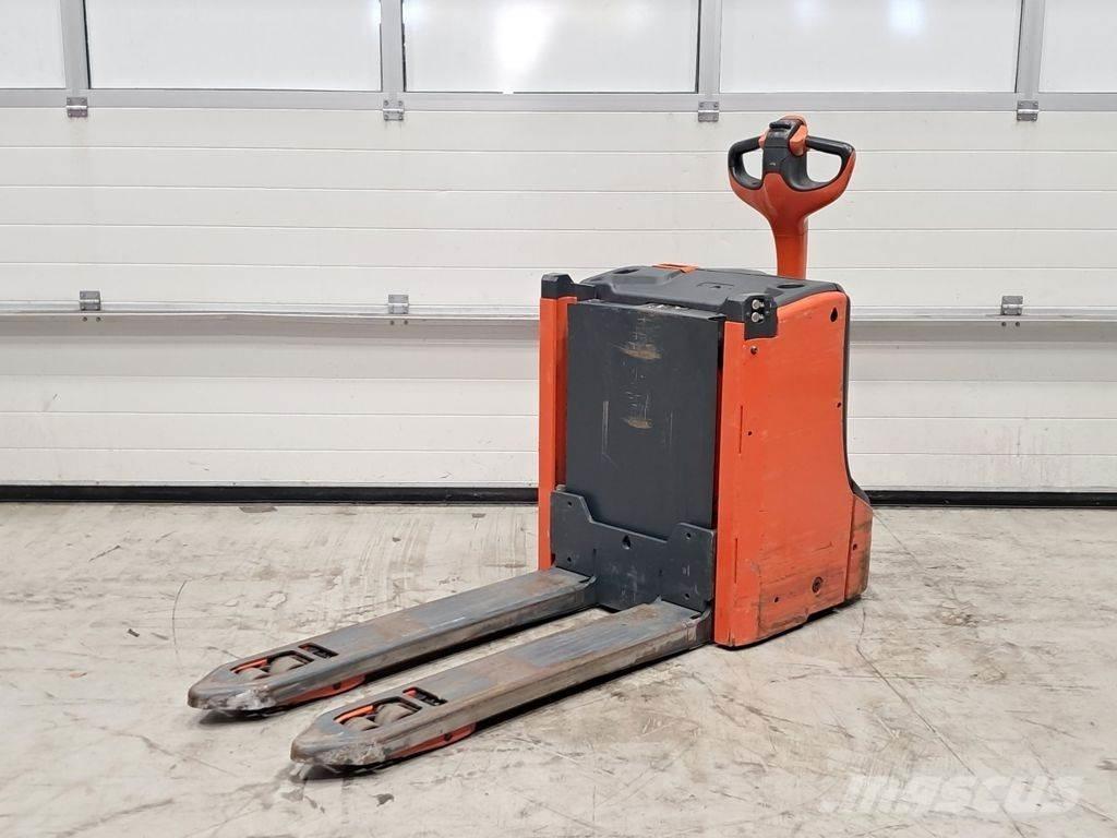 Linde T16L Električni nizko dvižni viličar
