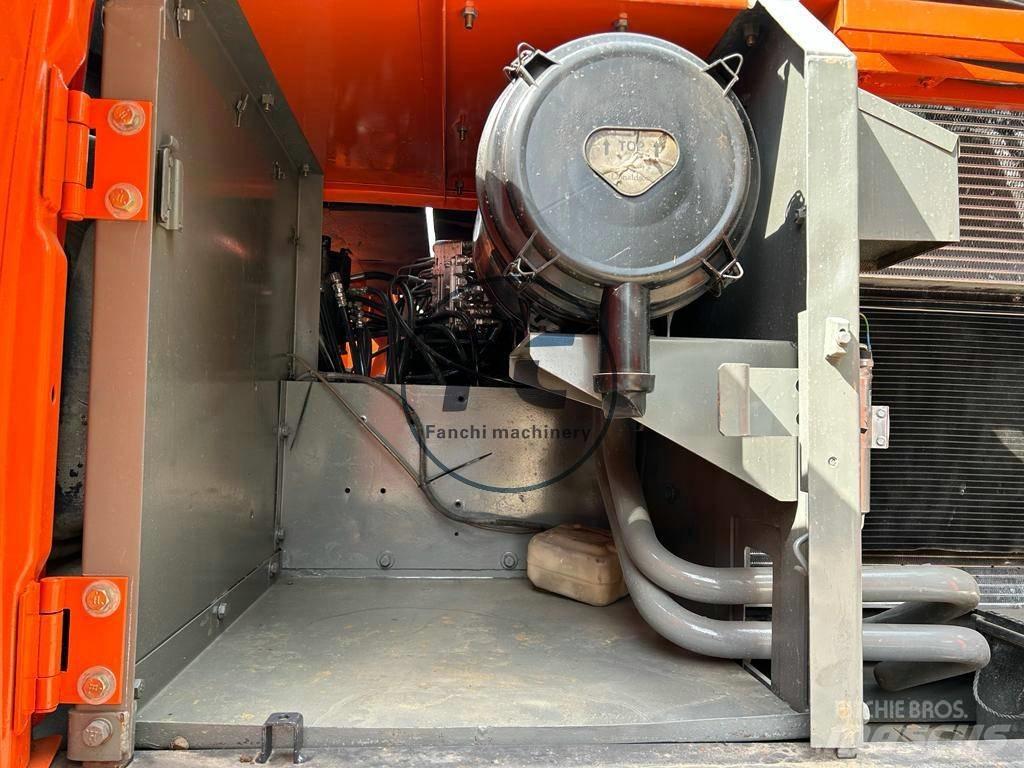 Hitachi ZX 200-6 Bagri goseničarji