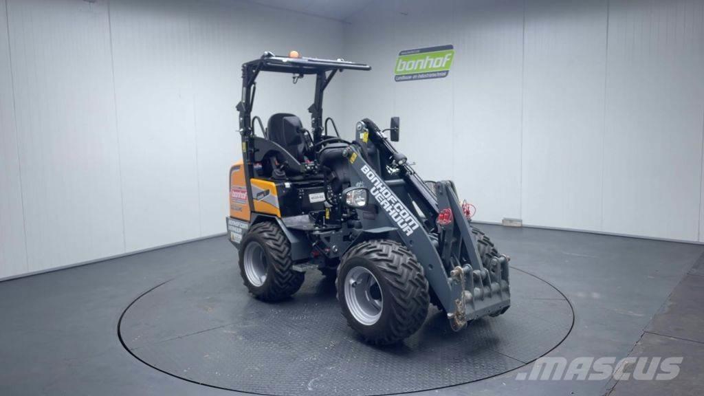 GiANT G2300 HD Kolesni nakladalci