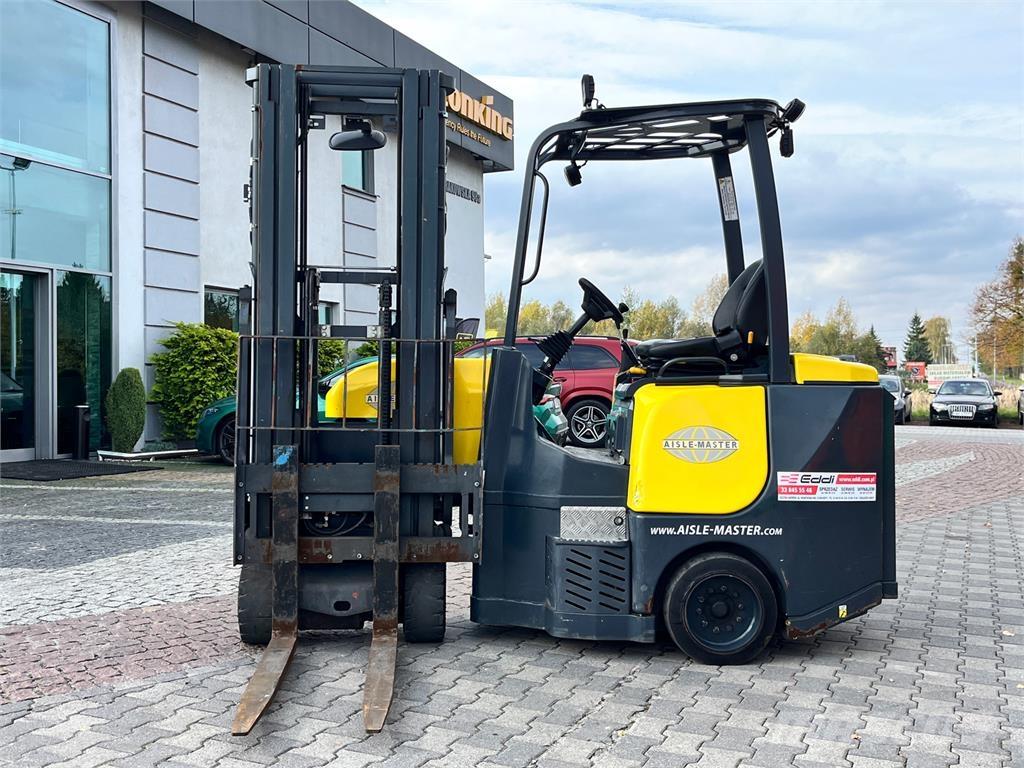 Aisle-Master 15NE Viličar za ozke prehode