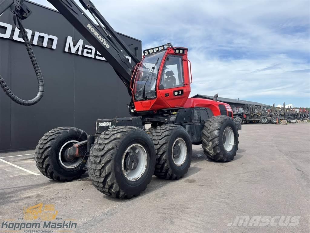 Komatsu 951 Harvesterji