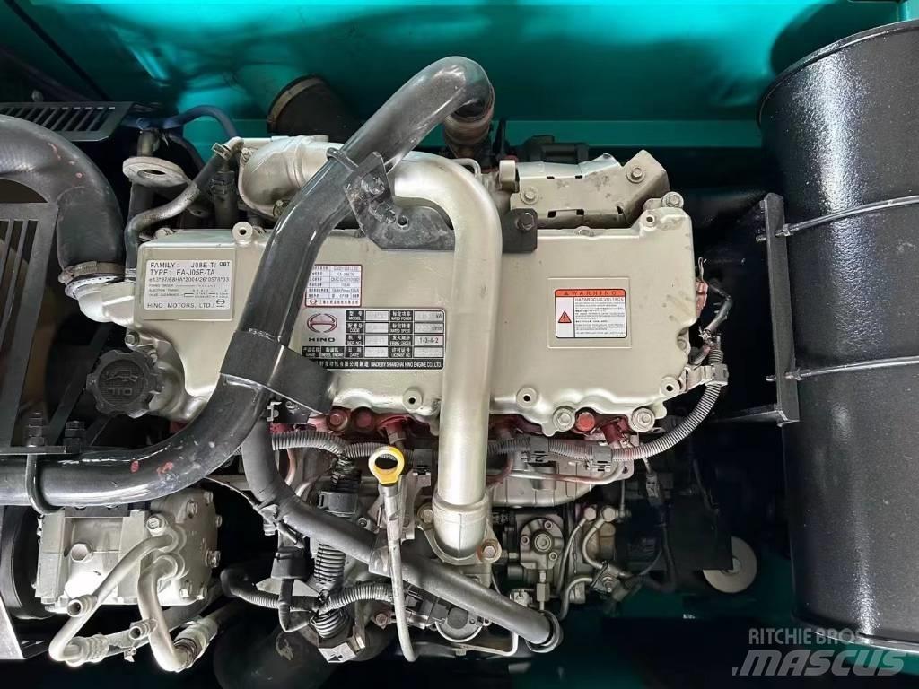 Kobelco SK200 Bagri goseničarji