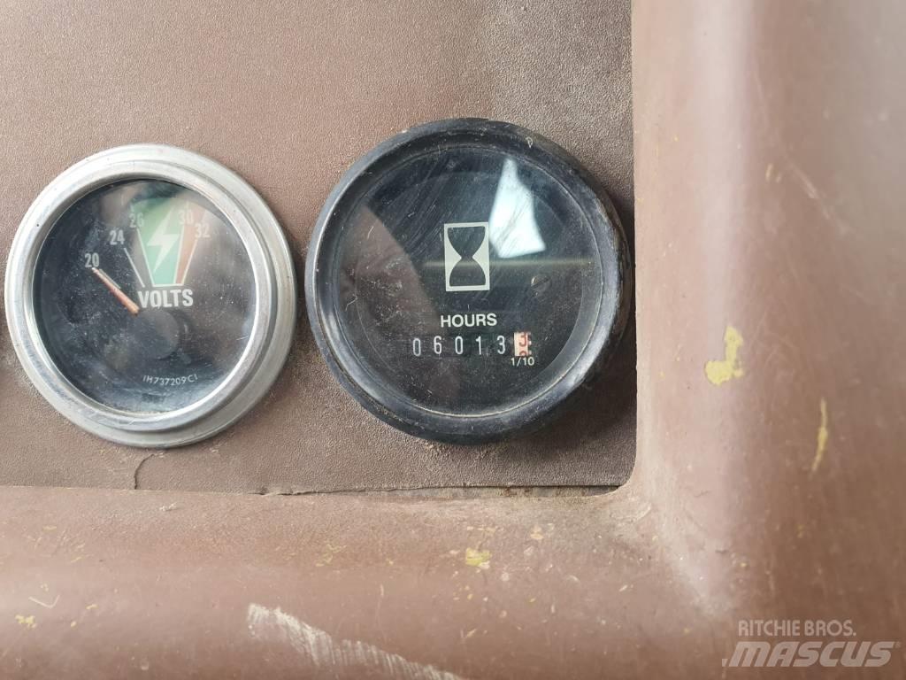 Dresser TD 25 G Buldožerji goseničarji