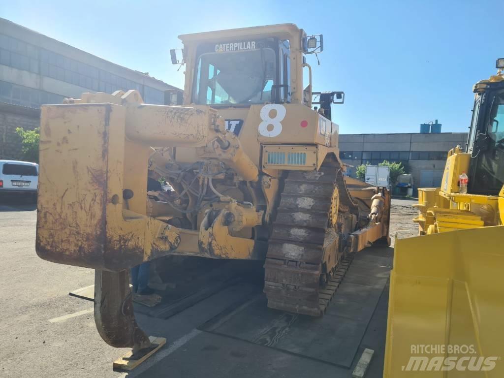 CAT D8R Buldožerji goseničarji