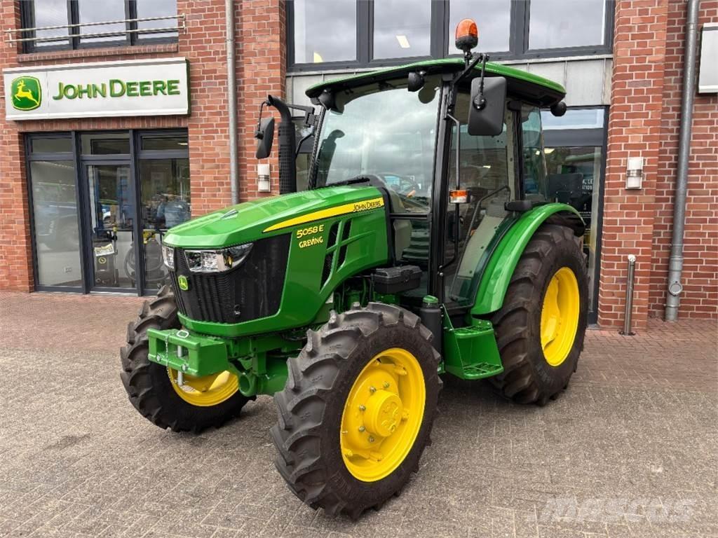 John Deere 5058E Traktorji