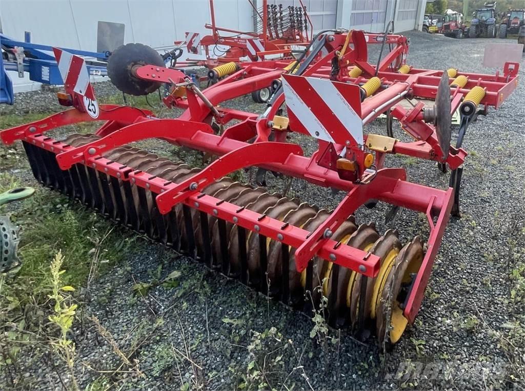 Väderstad CS 300 Kultivatorji