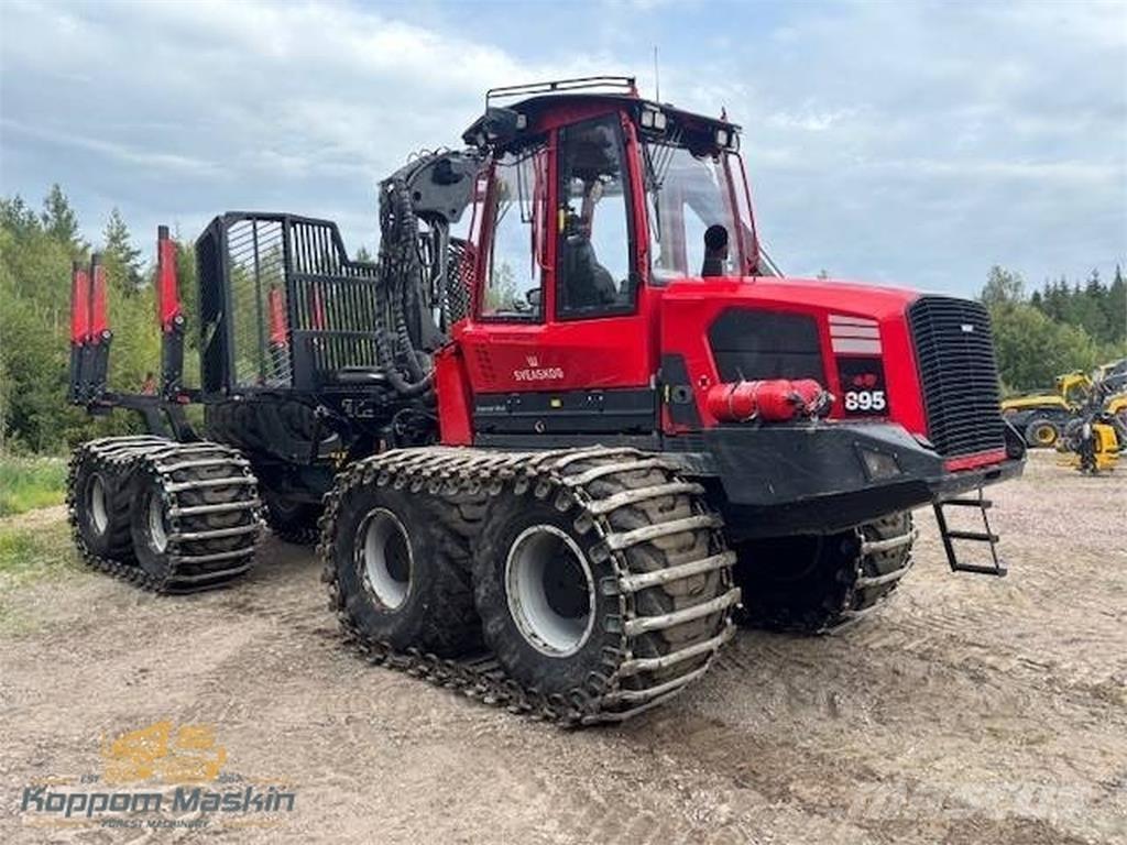 Komatsu 895 Forwarderji